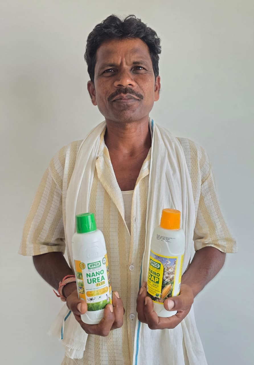नैनो उर्वरक के उपयोग से बढ़ी पैदावार, मिट्टी संरक्षण में भी मिल रहा लाभ :  किसान सत्यनारायण